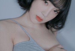 《明星訪談：探秘近期熱門影視劇幕后故事》