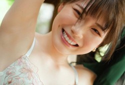 1. 《心理驚悚》：探討人性黑暗面的影視佳作  
2. 熱門影視推薦：最新心理驚悚片解析  
3. 心理驚悚片來襲：2023年必看影片  
4. 影視熱潮：心理驚悚片的魅力與啟示  
5. 影視新寵：不可錯過的心理驚悚電影